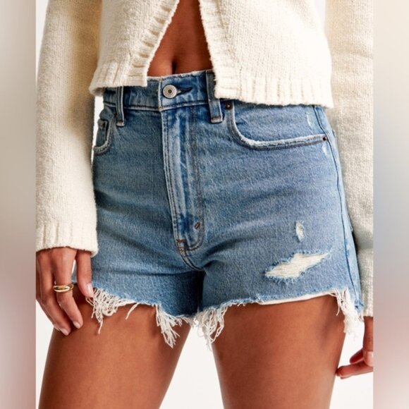 Abercrombie Curve Love The Mom High Rise Denim Short - Picture 6 of 7
